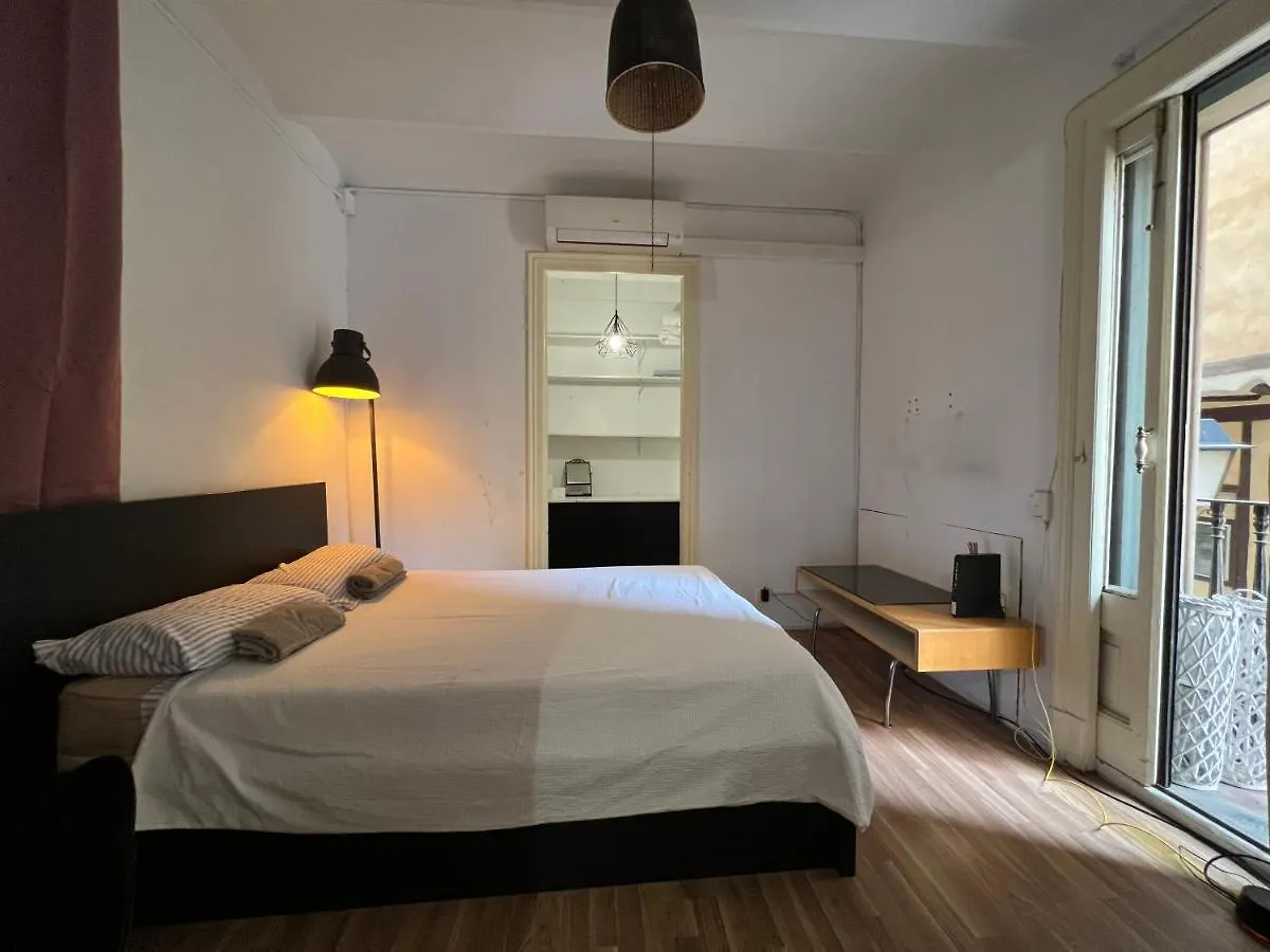 Top Barcelona Born Rooms 0*,  İspanya